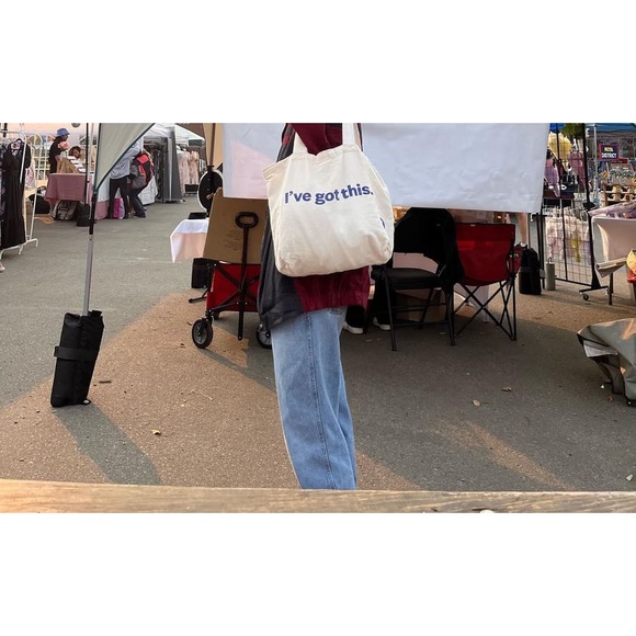 Meet your Posher, Dinitrogen - Picture 1 of 1